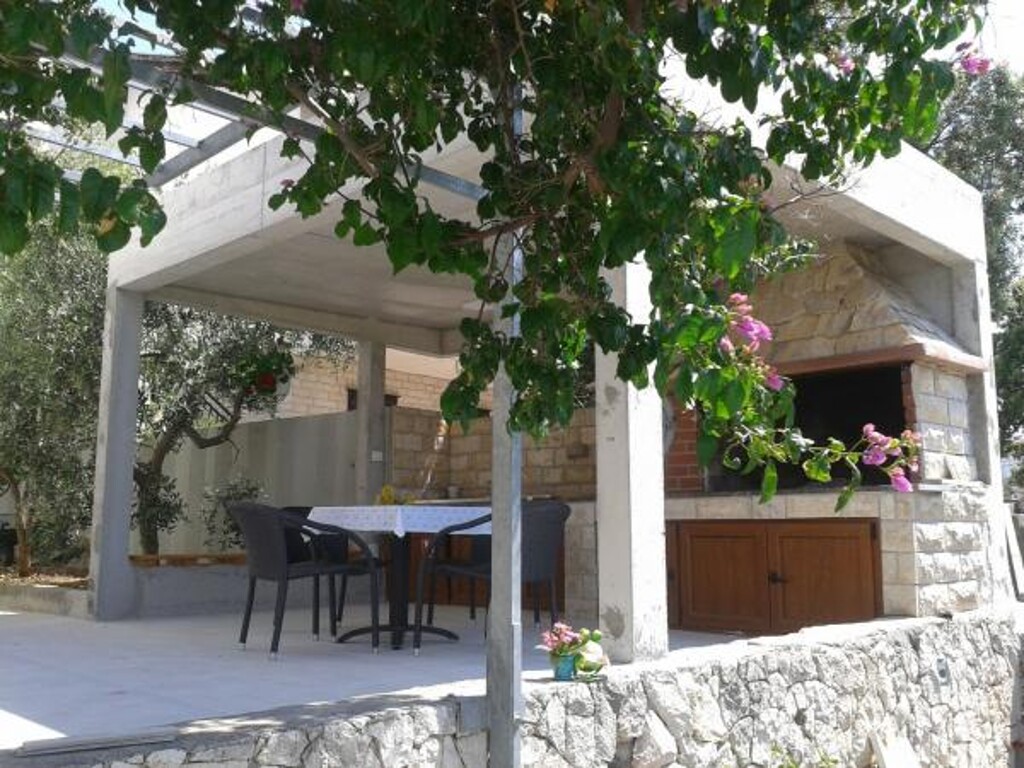 Image 3812330 - 4