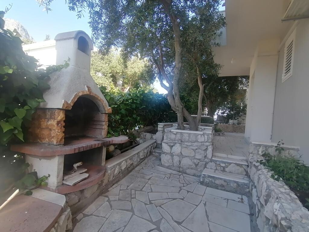 Image 3811506 - 13