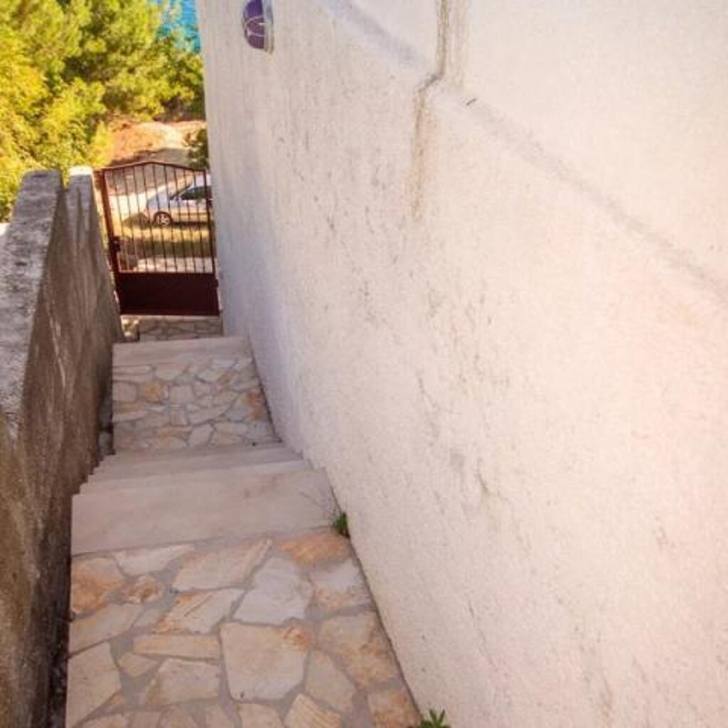 Image 3812705 - 29