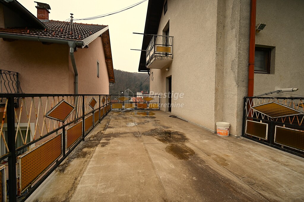 Image 25