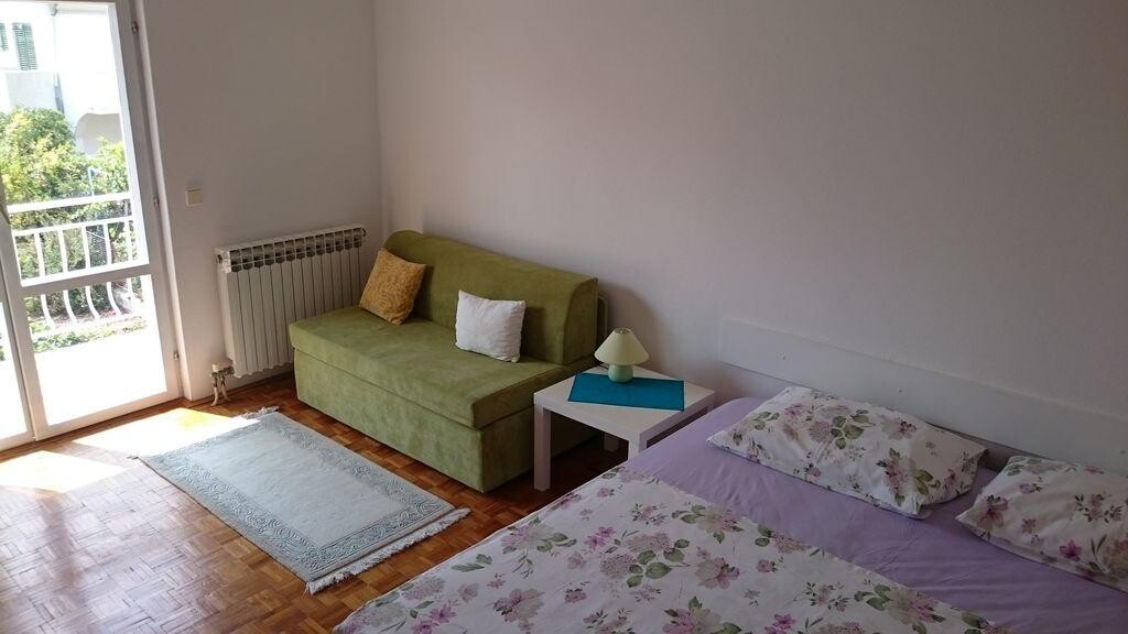 Image 3811399 - 5