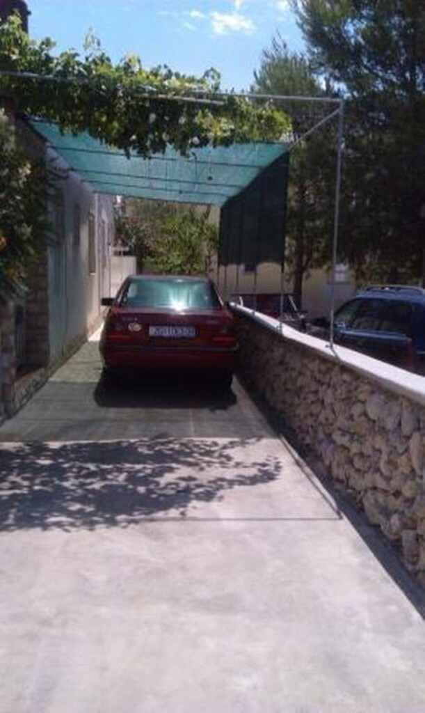 Image 3813442 - 6