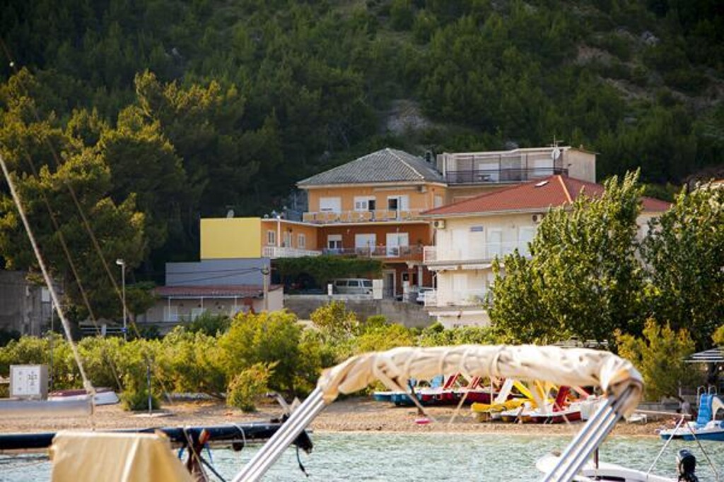 Image 3812150 - 1