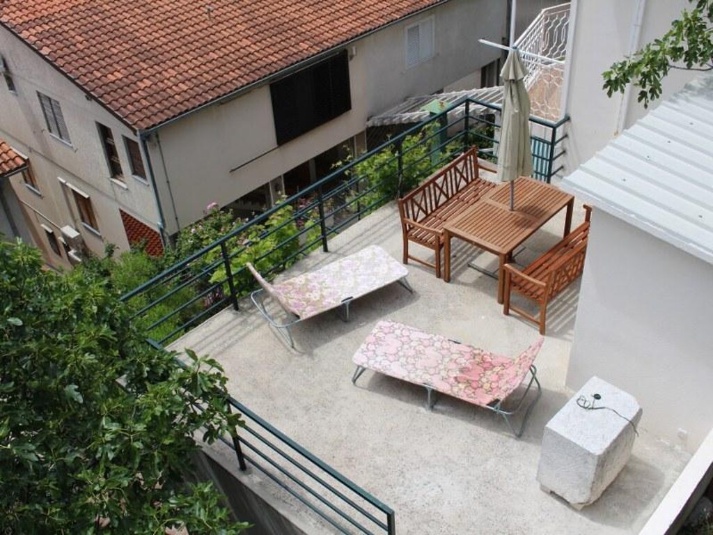 Image 3815018 - 4