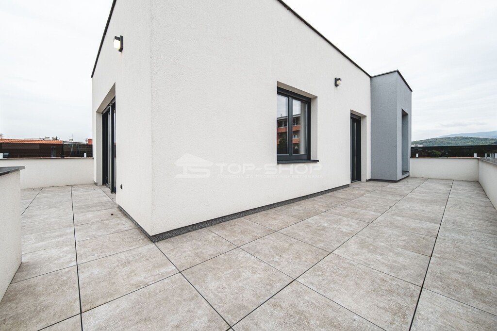 Image 6183610 - 23