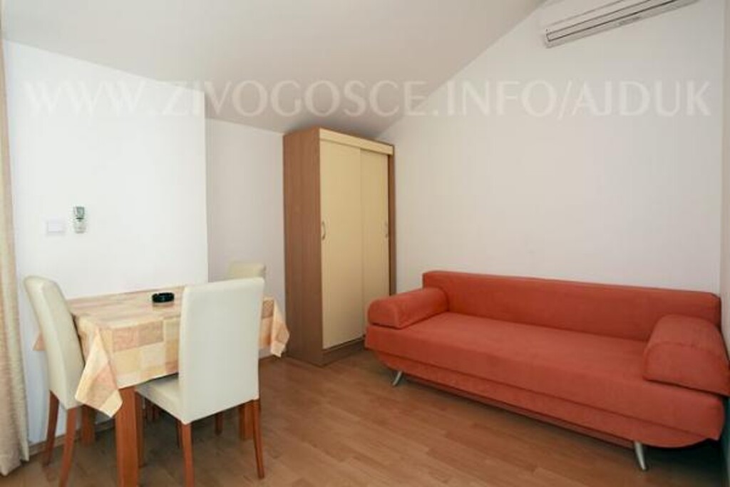 Image 3839023 - 22