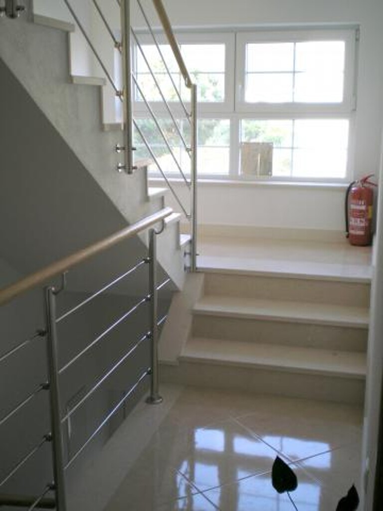 Image 3813928 - 9