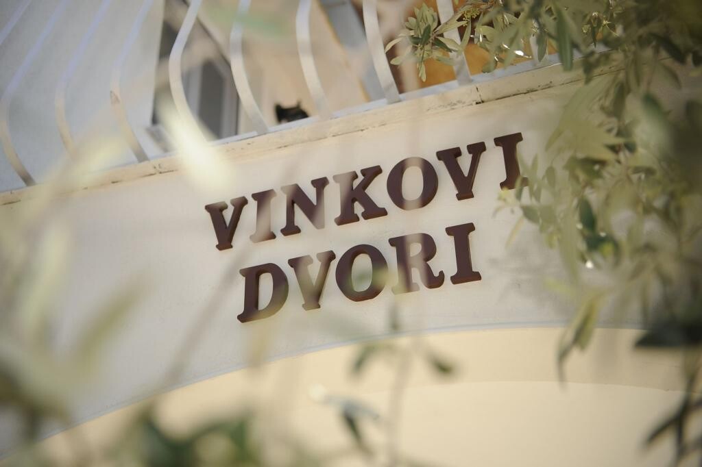 Image 3812282 - 15
