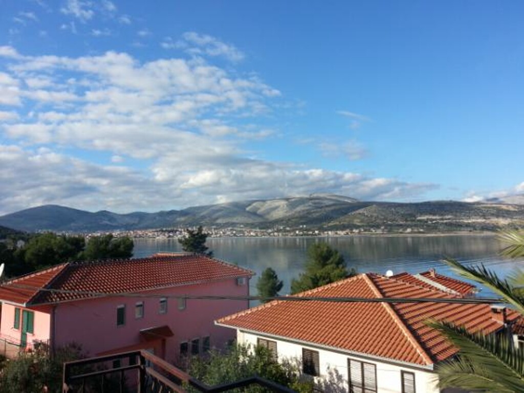 Image 3838688 - 6