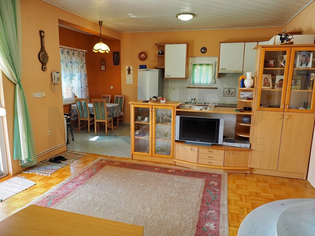 Image 6137712 - 15