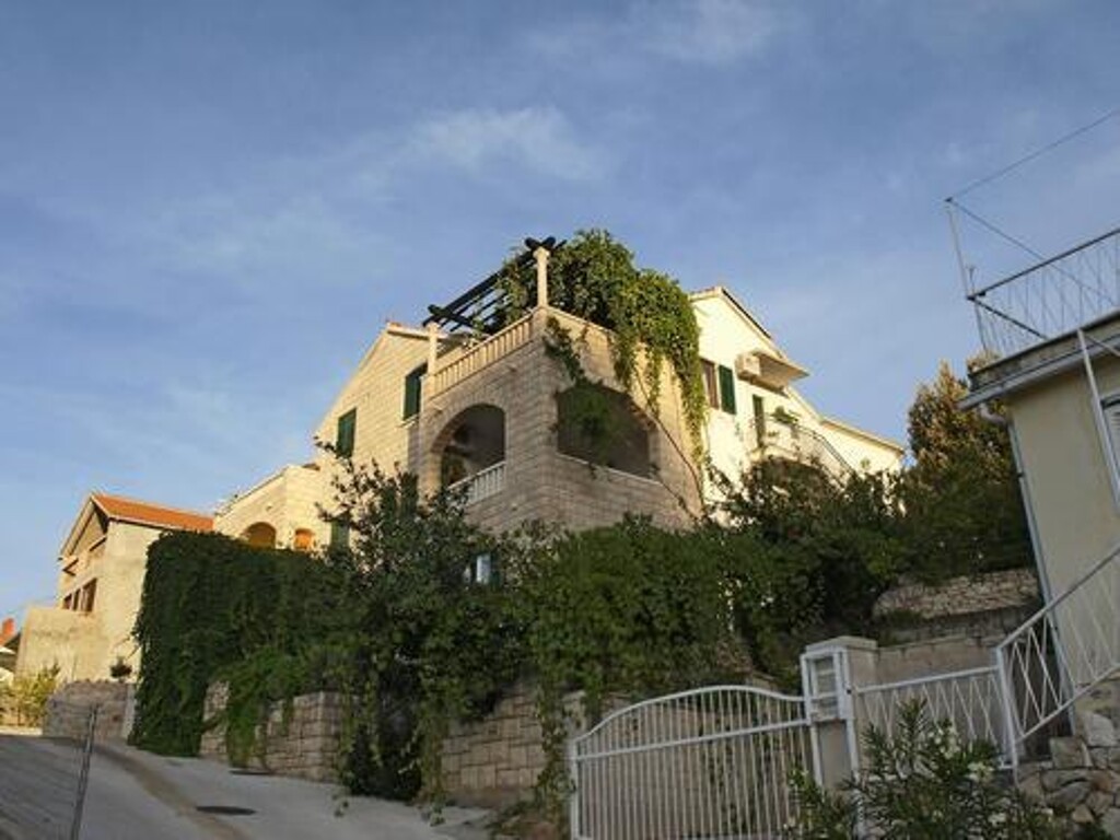 Image 3813237 - 4