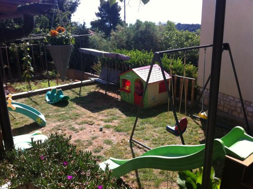 Image 3810914 - 3