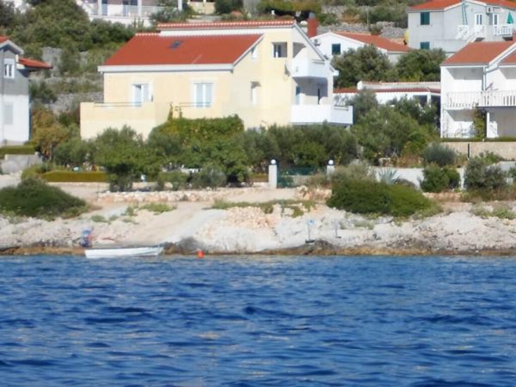 Image 3811533 - 2