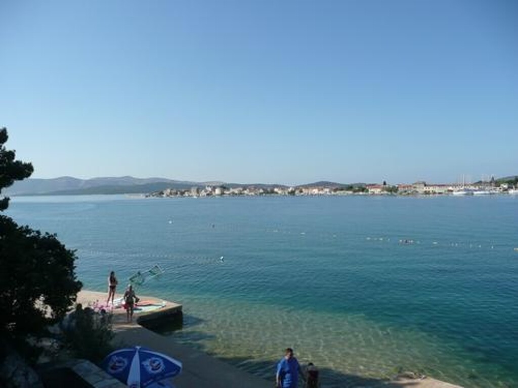 Image 3810616 - 7