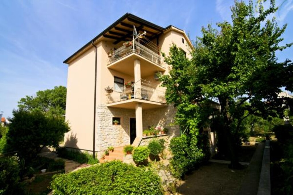 Image 3812347 - 1