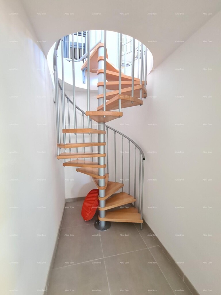 Image 18
