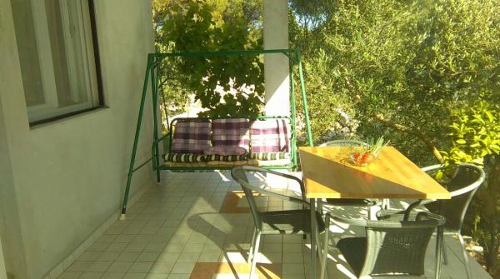 Image 3813866 - 3