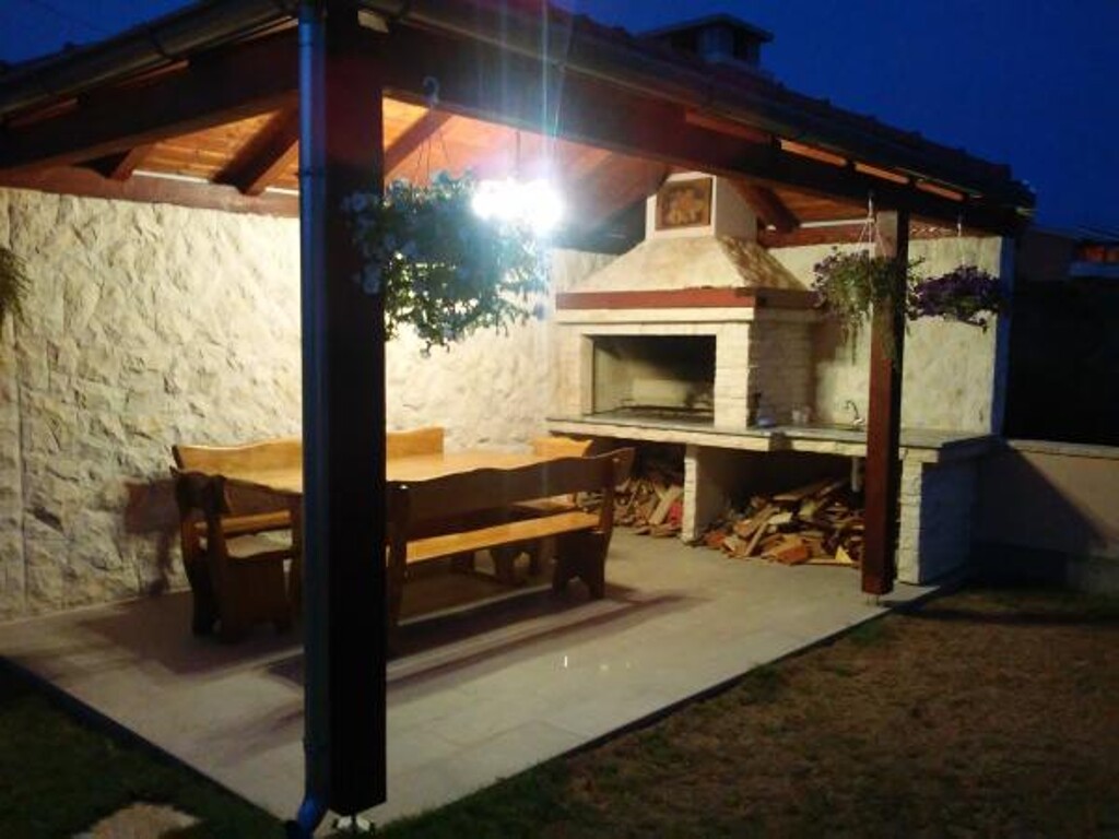 Image 3812250 - 5