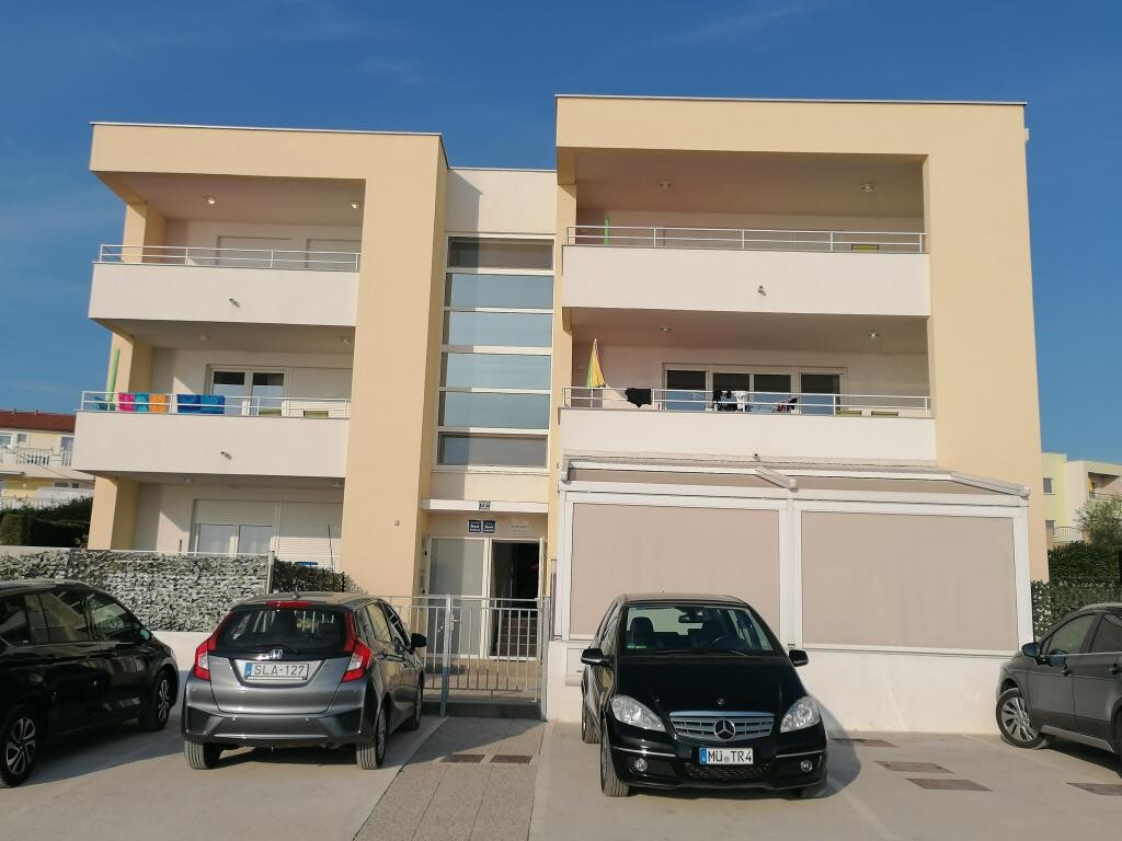 Image 3813639 - 3