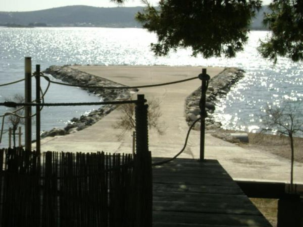 Image 3811948 - 11