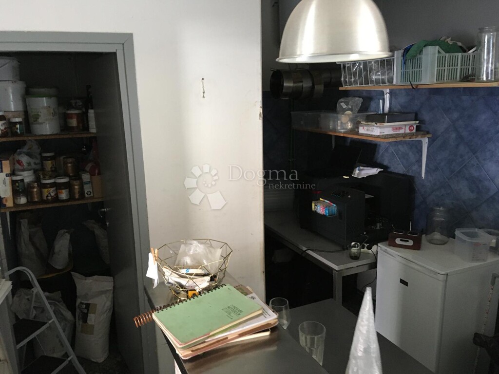 Image 10