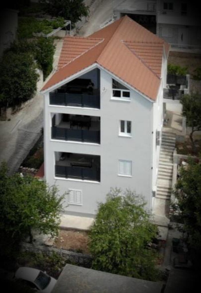 Image 3812989 - 2