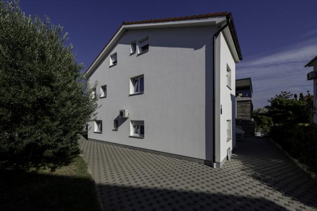 Image 3815070 - 2