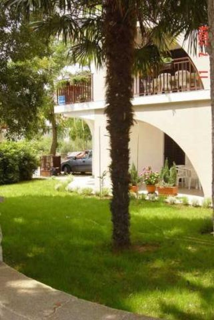 Image 3812644 - 3