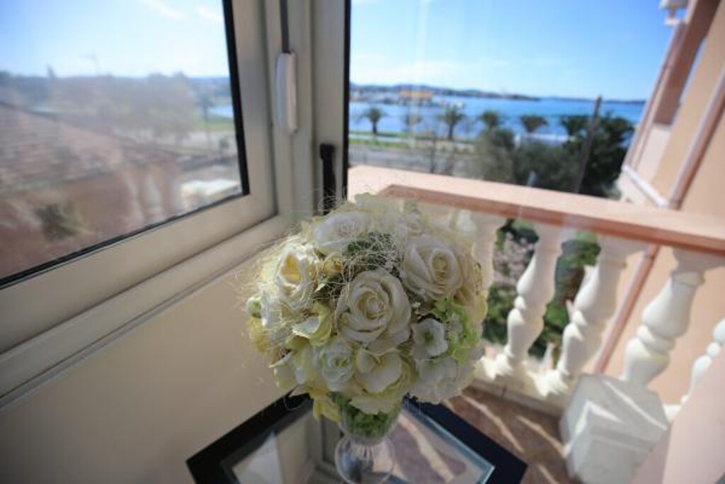 Image 3813298 - 21