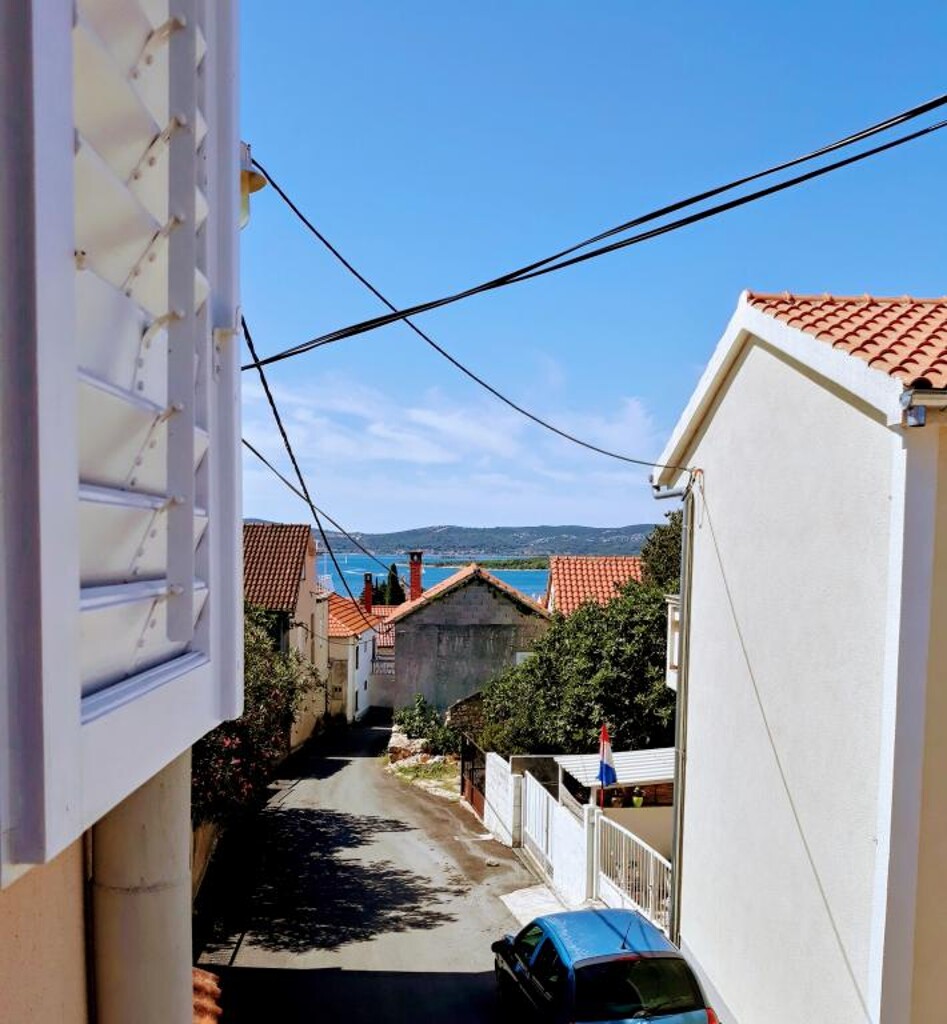 Image 3812438 - 3