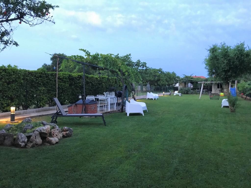 Image 3810804 - 11