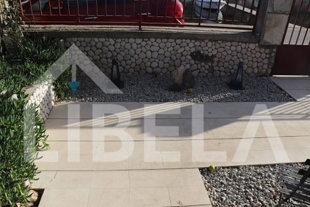 Image 10