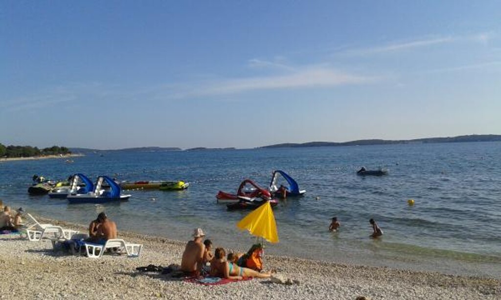 Image 3811497 - 8