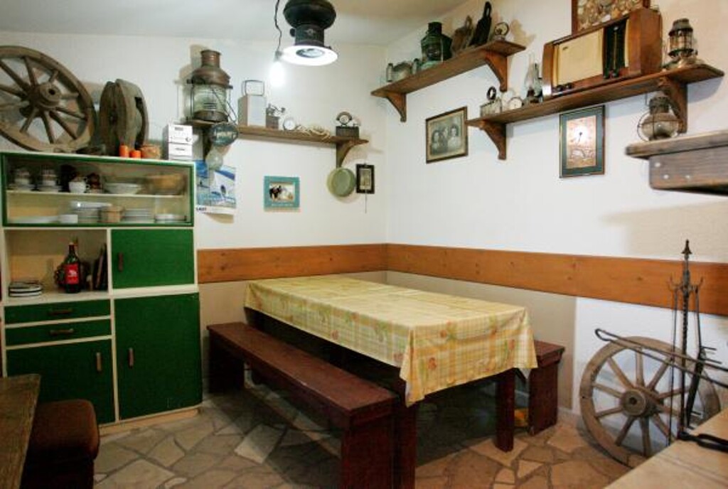 Image 3812517 - 28