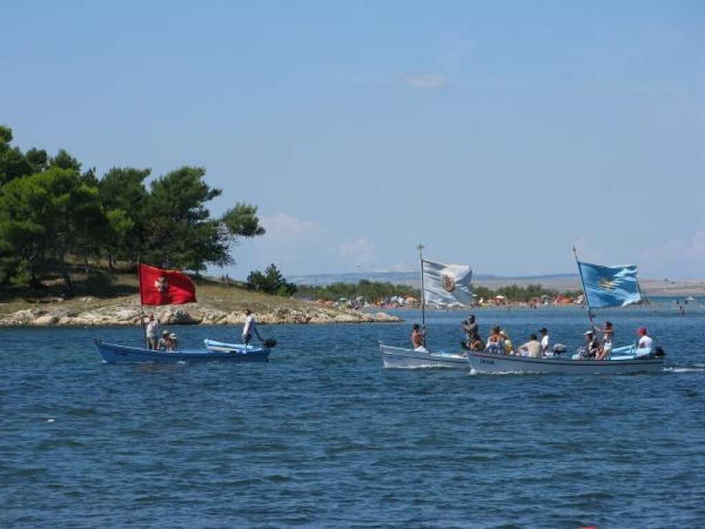 Image 3812318 - 13