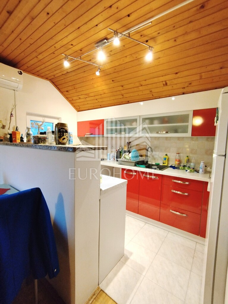Image 12
