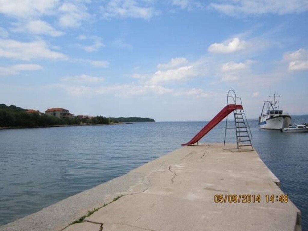 Image 3812502 - 2