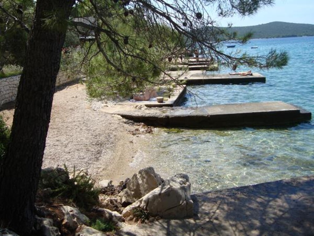 Image 3812758 - 4