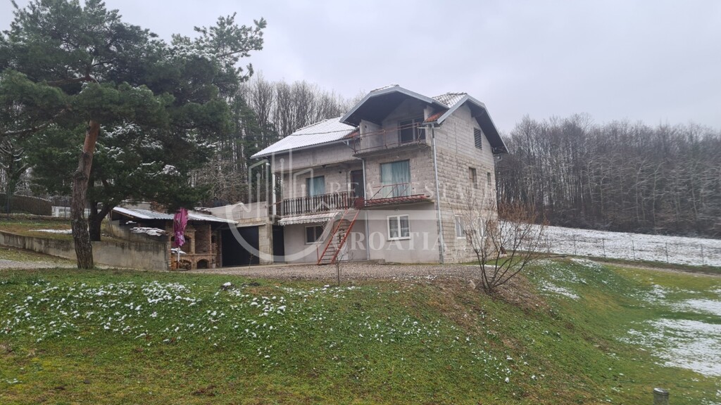 Image 5543876 - 5