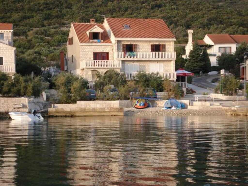 Image 3838820 - 1