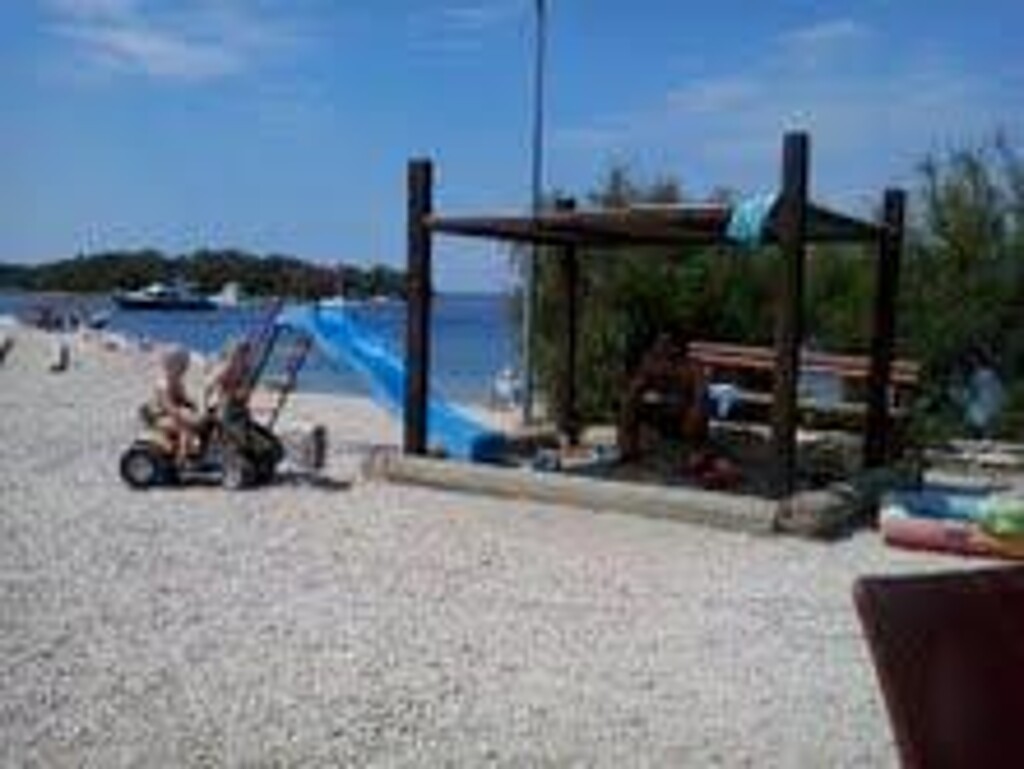 Image 3838751 - 9