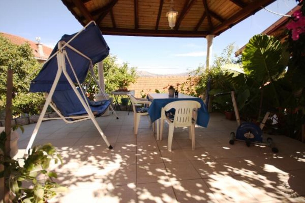 Image 3838601 - 1