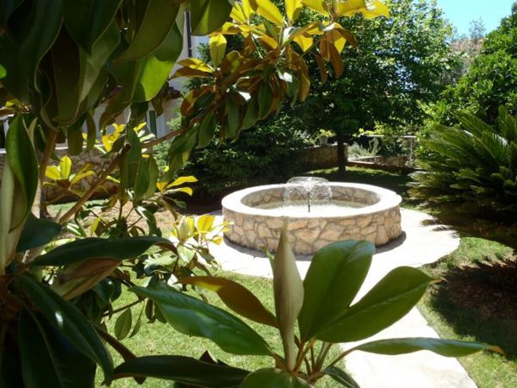 Image 3812517 - 9