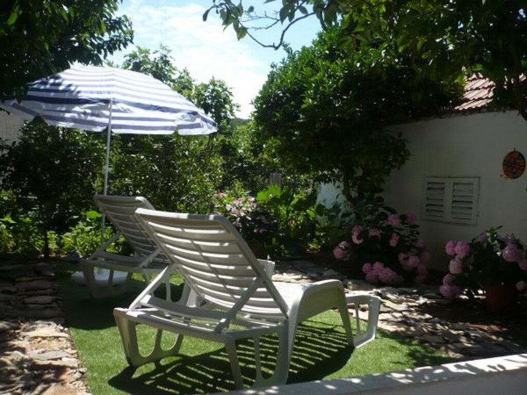 Image 3813304 - 27