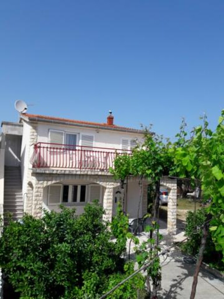 Image 3812856 - 1