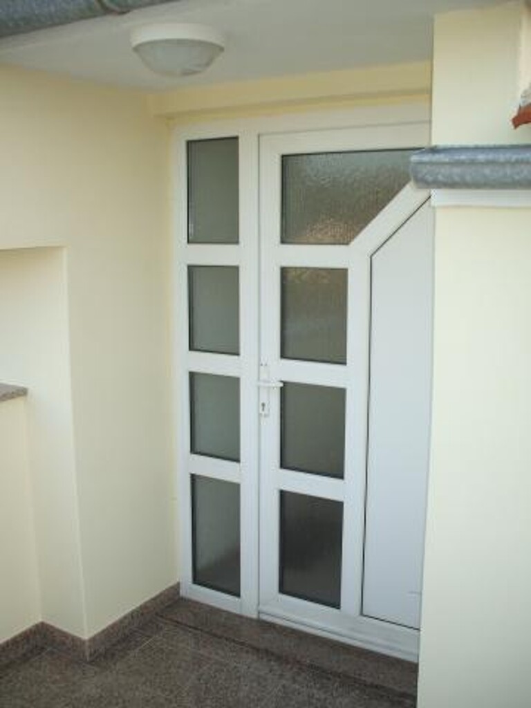 Image 3811471 - 5