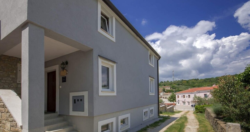 Image 9