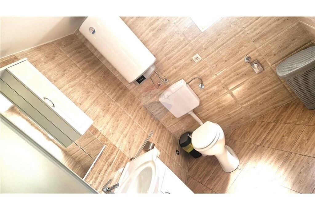 Image 8