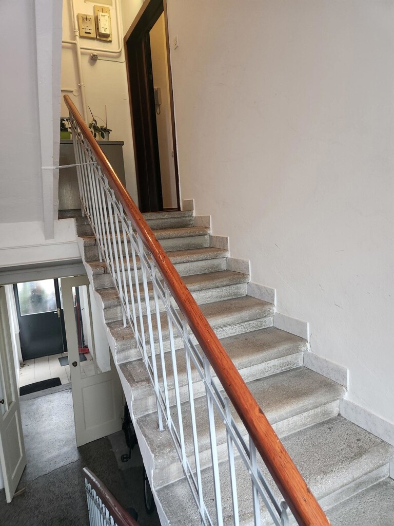 Image 9