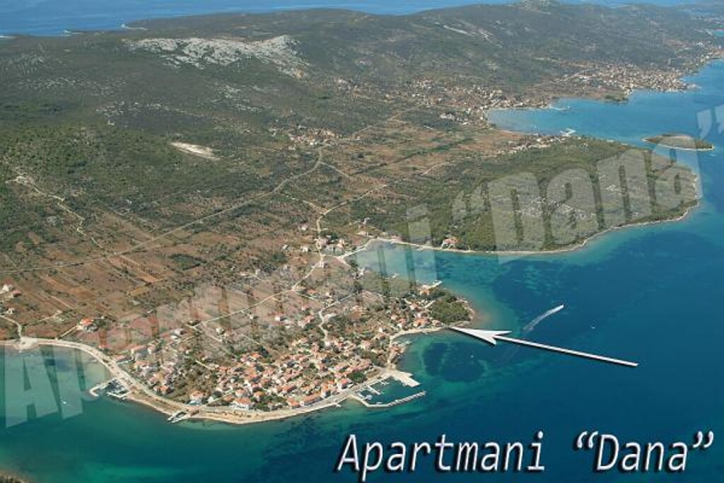 Image 3813800 - 7